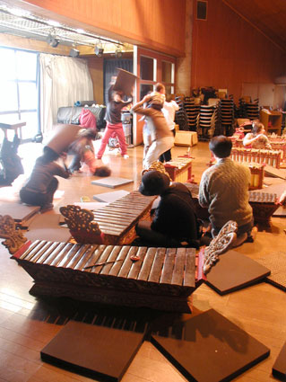 aa02-02.jpg